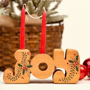 Vtg Painted Wood Holiday Christmas Candle Holder "JOY” Word Cutout Decoration
